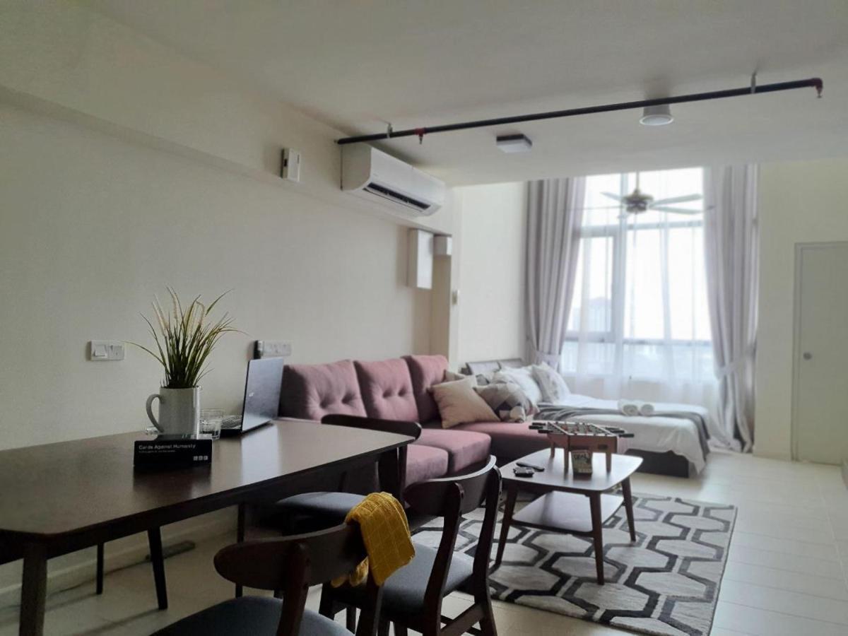 The Perfect Getaway @ Tamarind Suites, Netflix 300Mbps Cyberjaya Exteriör bild