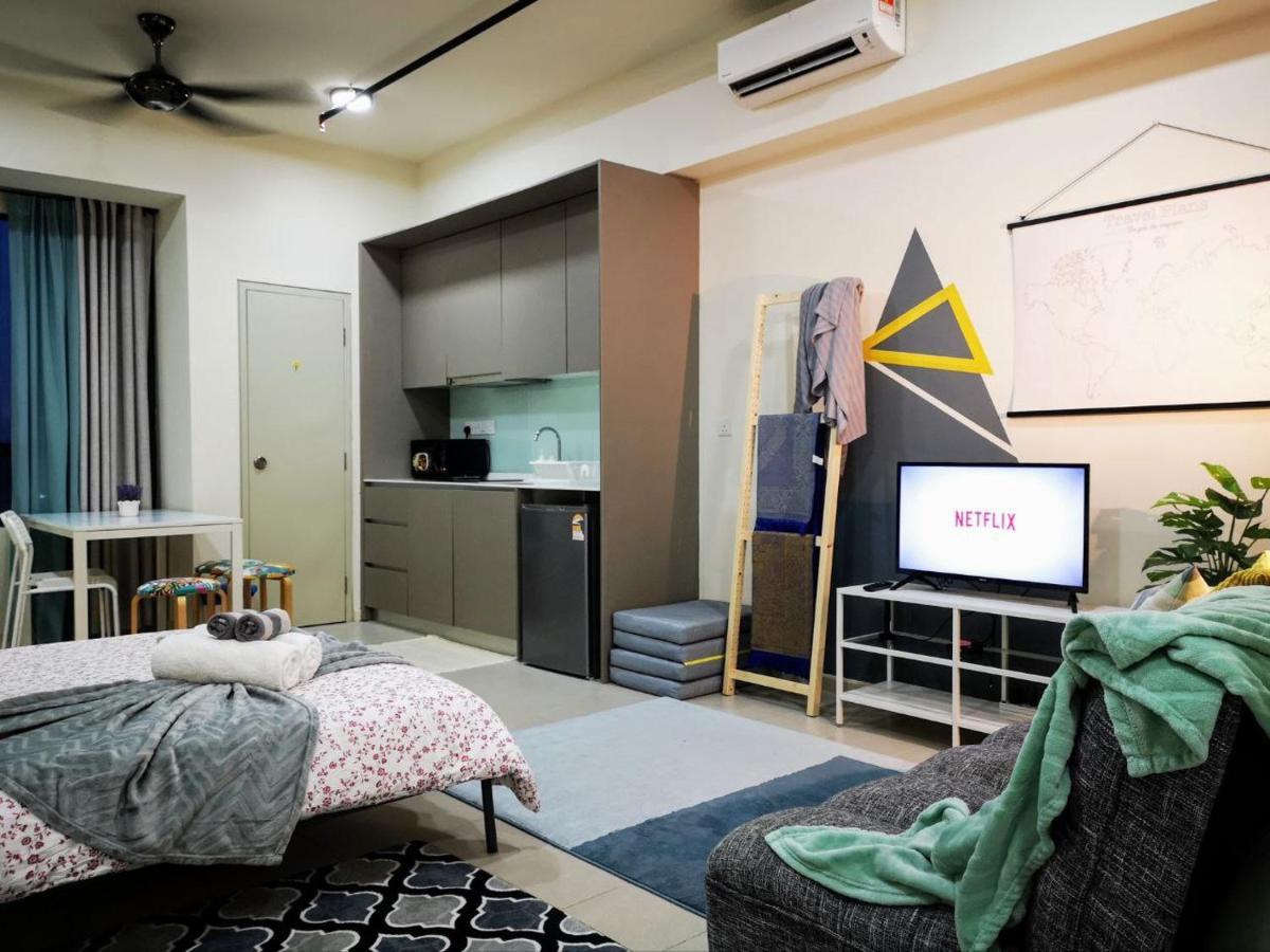 The Perfect Getaway @ Tamarind Suites, Netflix 300Mbps Cyberjaya Exteriör bild